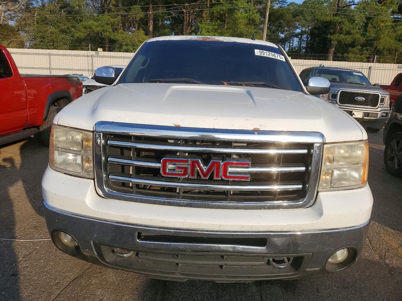 2011 GMC SIERRA C1500 SLE photo 5