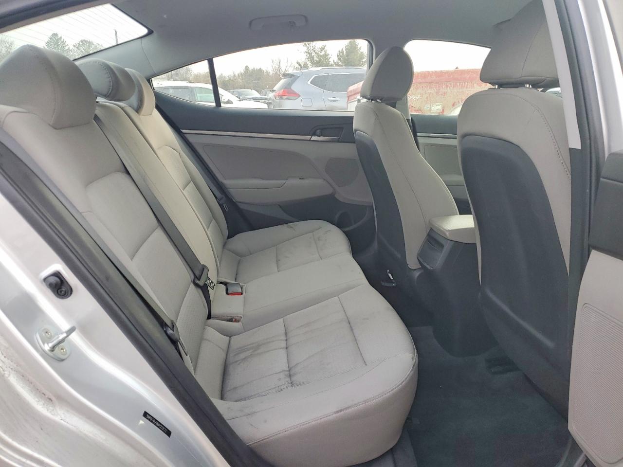 2017 HYUNDAI ELANTRA SE photo 10