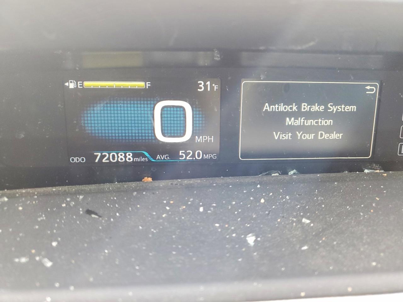2018 TOYOTA PRIUS photo 9