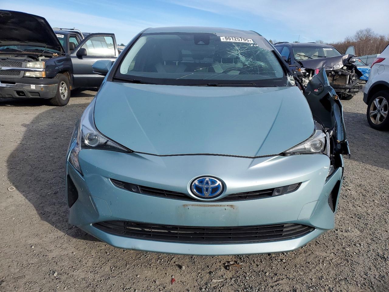 2018 TOYOTA PRIUS photo 5