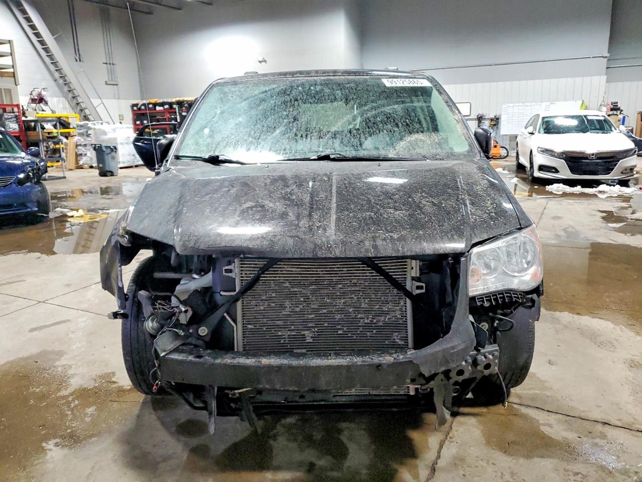 2015 CHRYSLER TOWN & COUNTRY TOURING photo 5