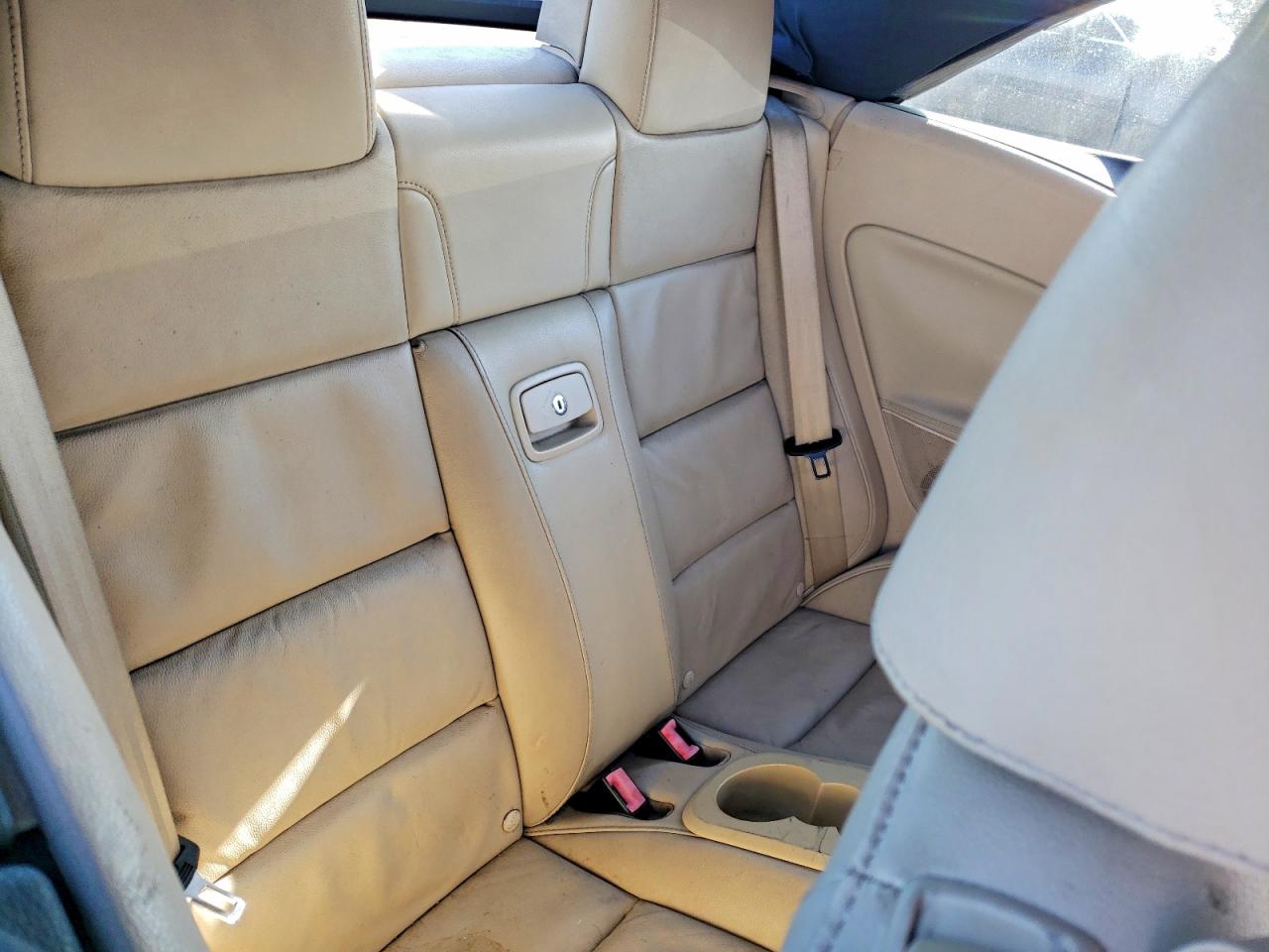 2012 VOLKSWAGEN EOS LUX photo 10