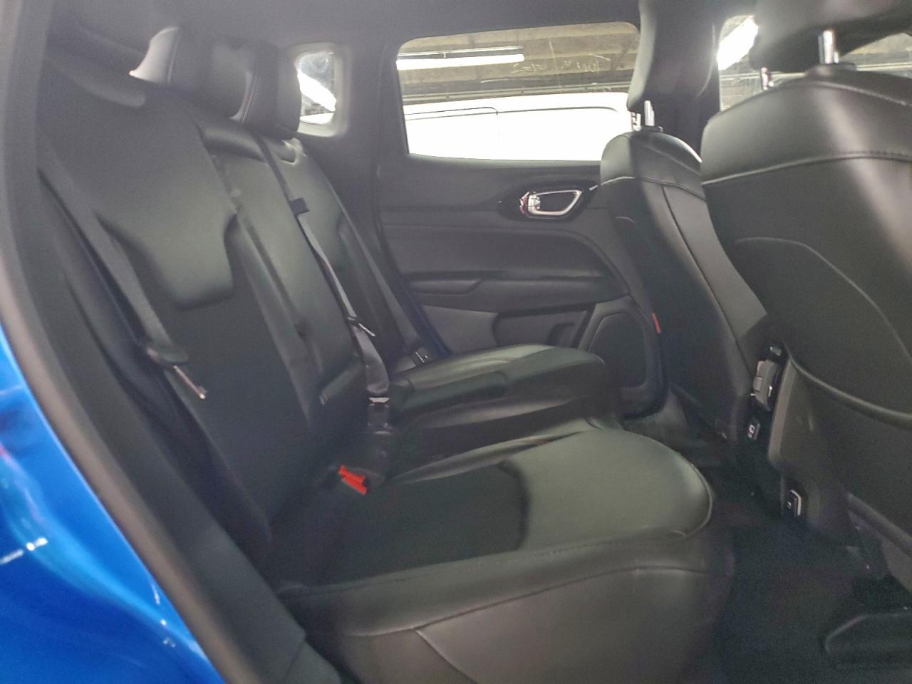 2025 JEEP COMPASS TRAILHAWK photo 19
