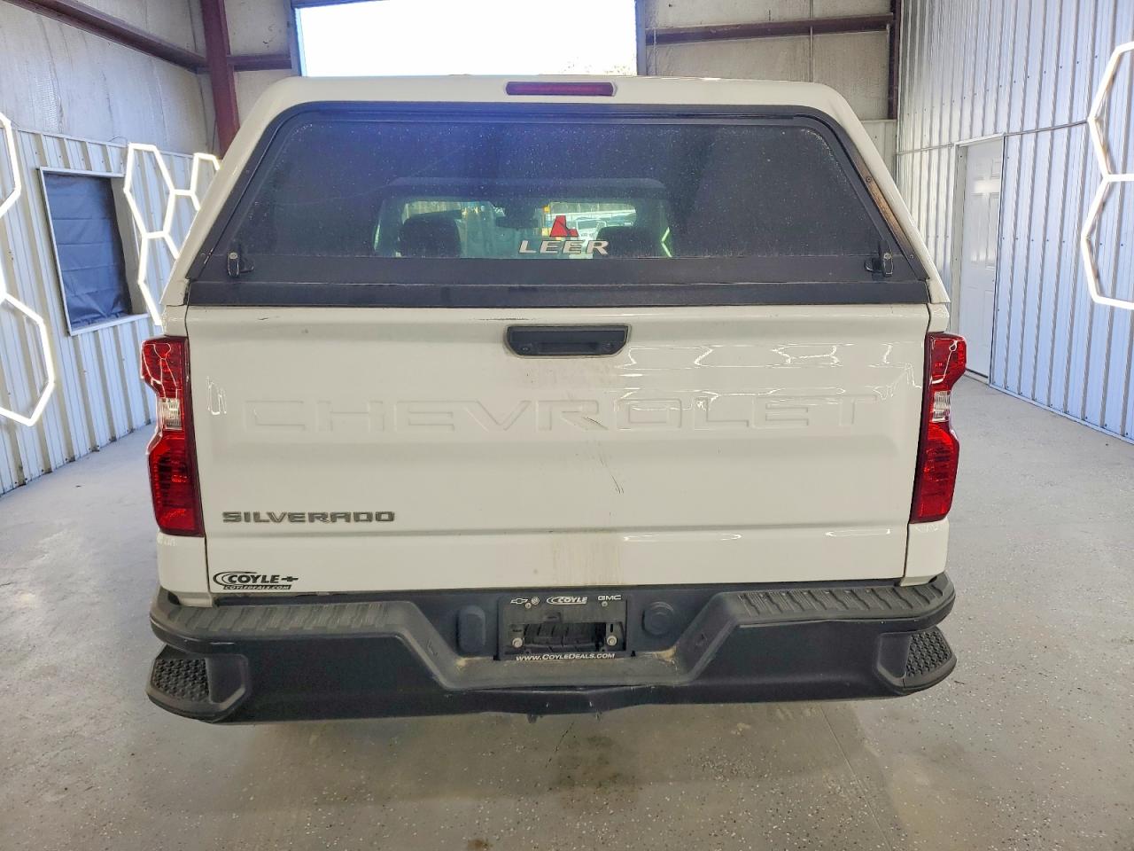 2023 CHEVROLET SILVERADO C1500 photo 6