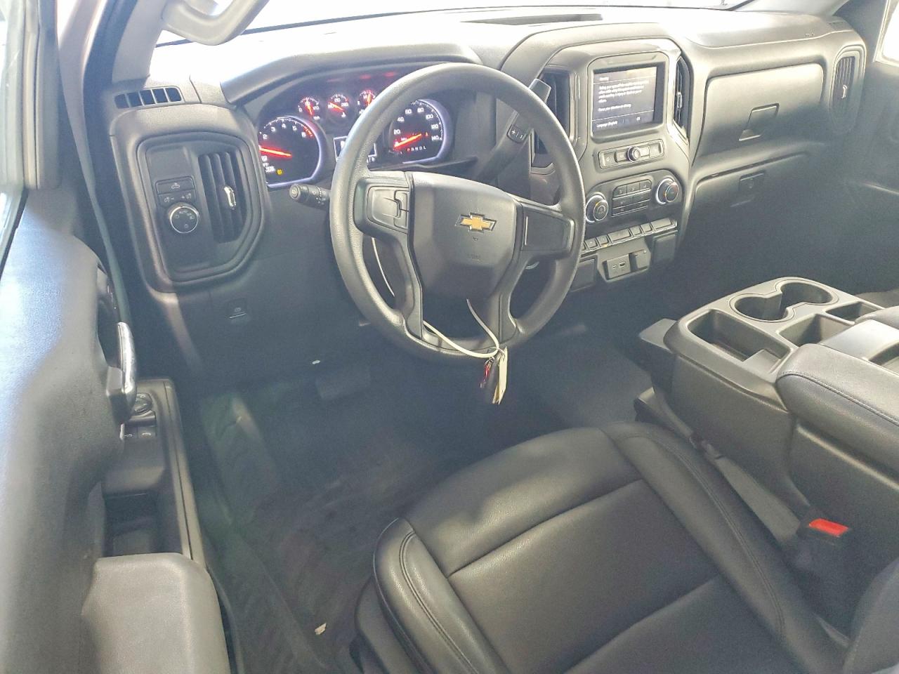2023 CHEVROLET SILVERADO C1500 photo 8