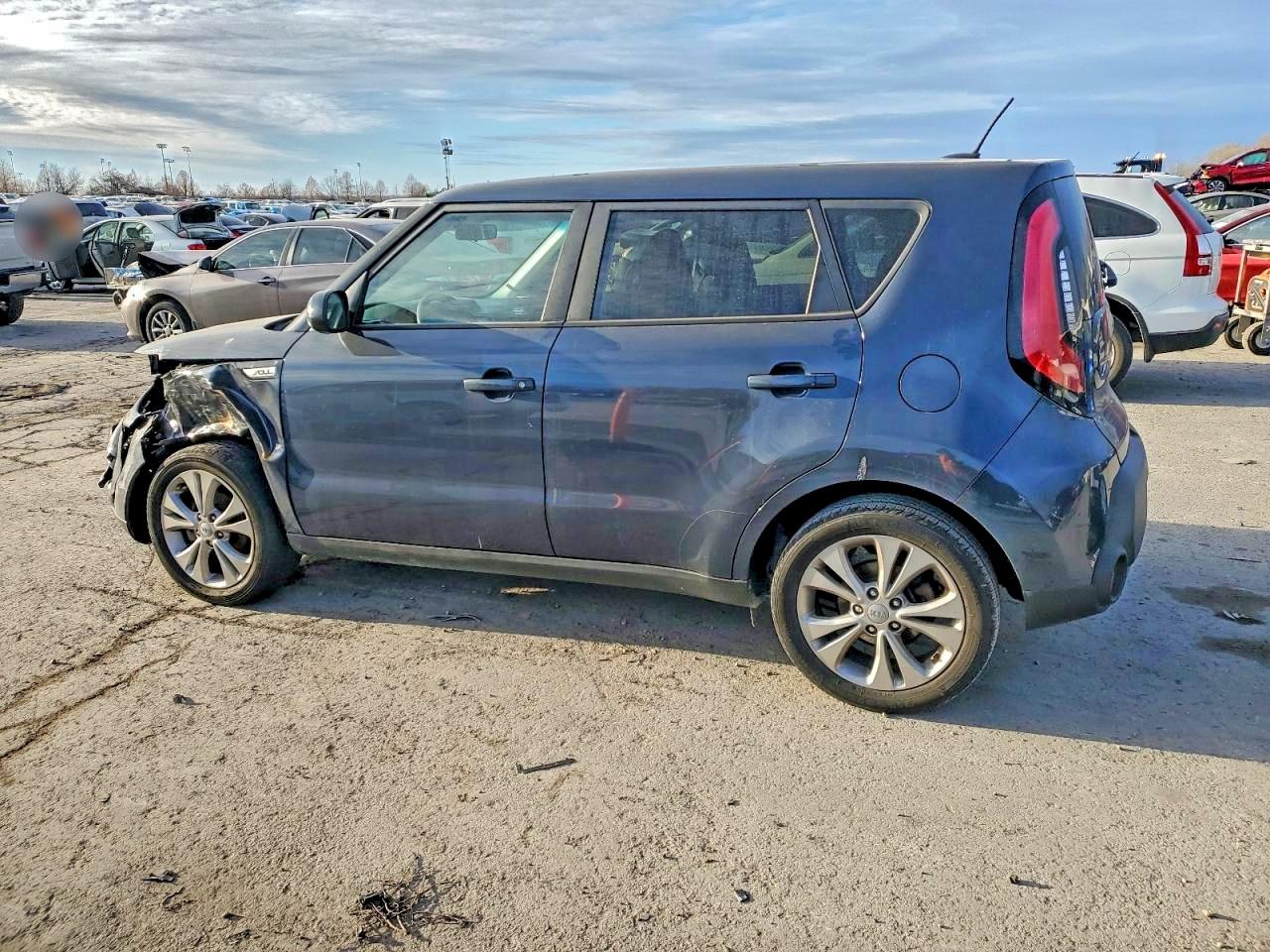 2015 KIA SOUL + photo 3