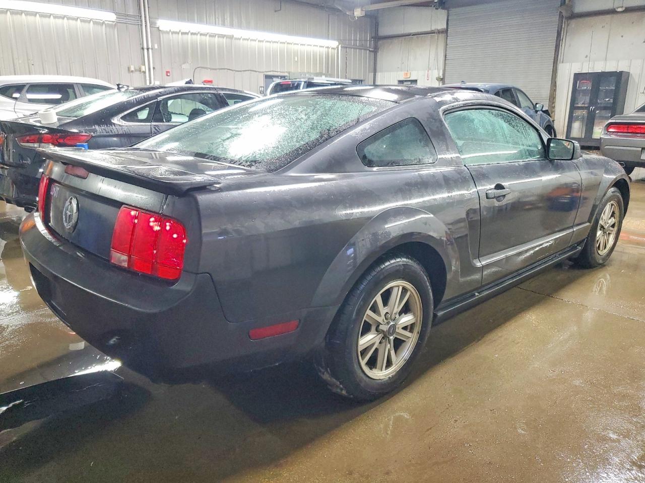 2007 FORD MUSTANG photo 5