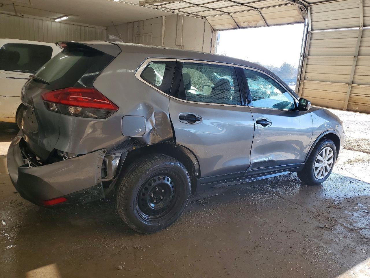 2020 NISSAN ROGUE S photo 3