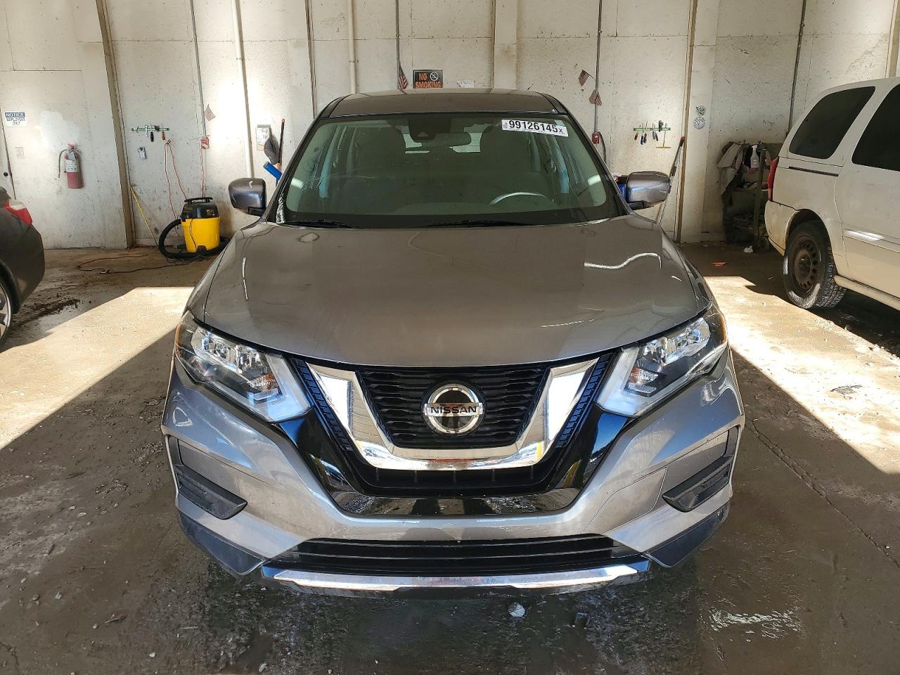 2020 NISSAN ROGUE S photo 5