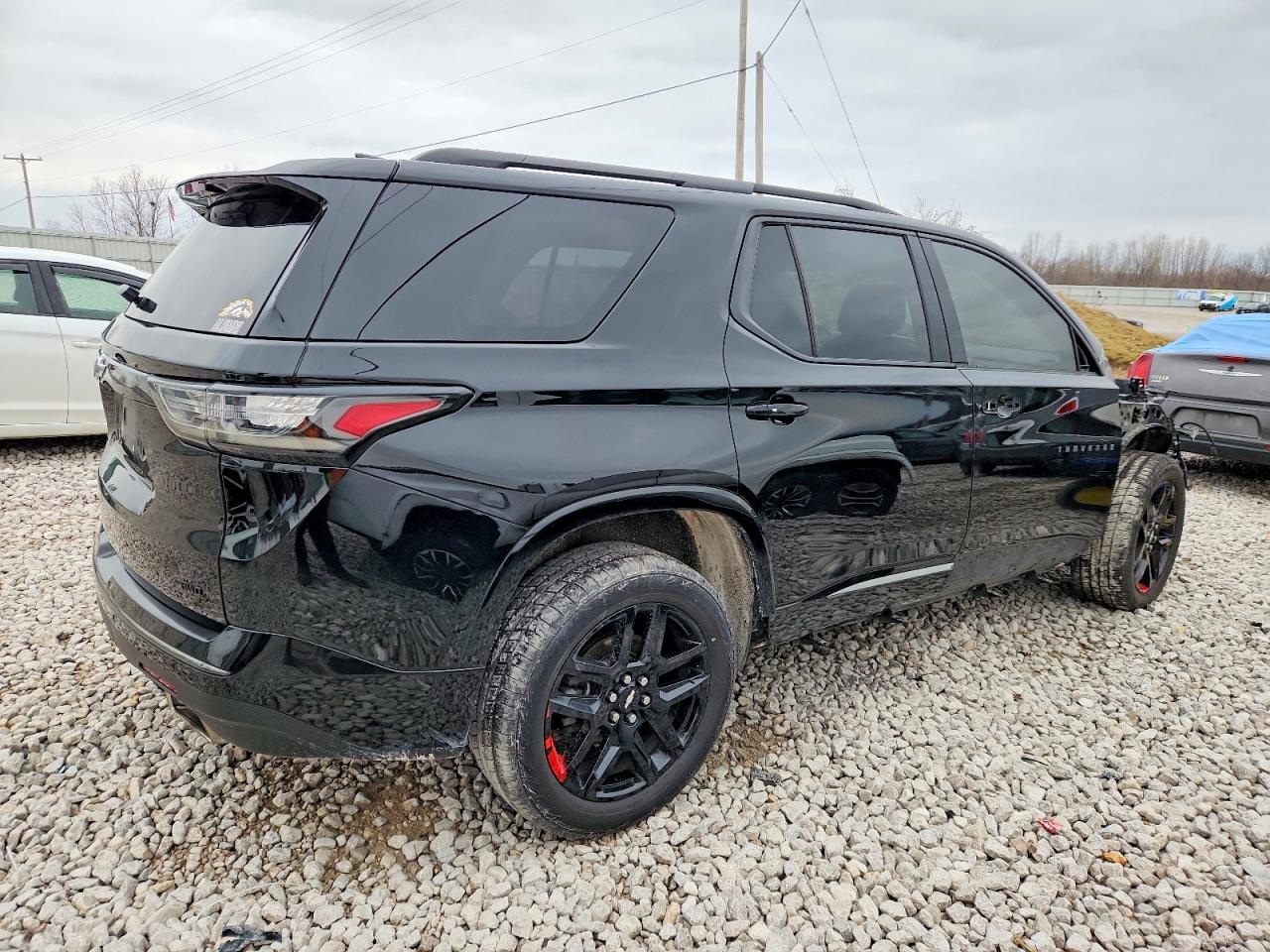 2019 CHEVROLET TRAVERSE PREMIER photo 3