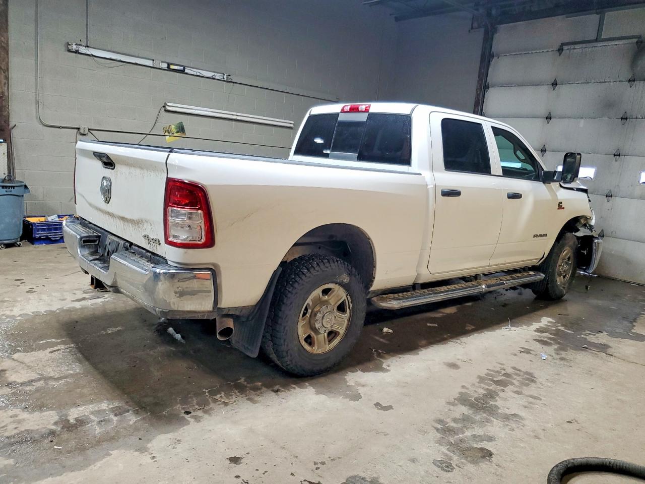 2019 RAM 3500 TRADESMAN photo 3
