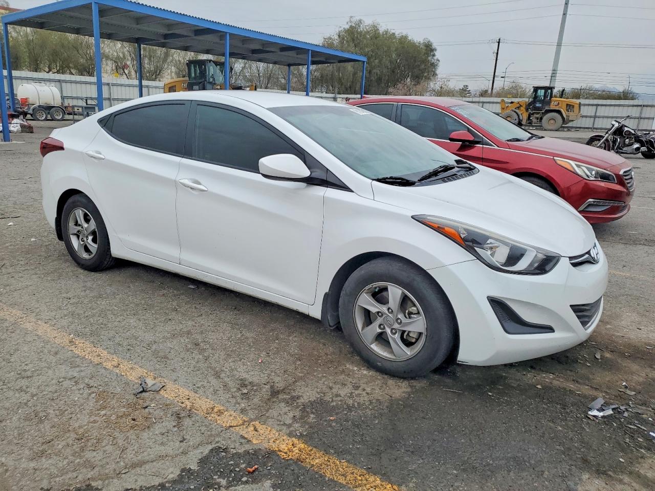 2015 HYUNDAI ELANTRA SE photo 4