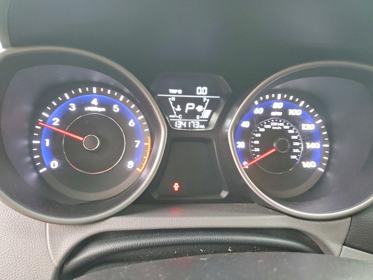 2015 HYUNDAI ELANTRA SE photo 9