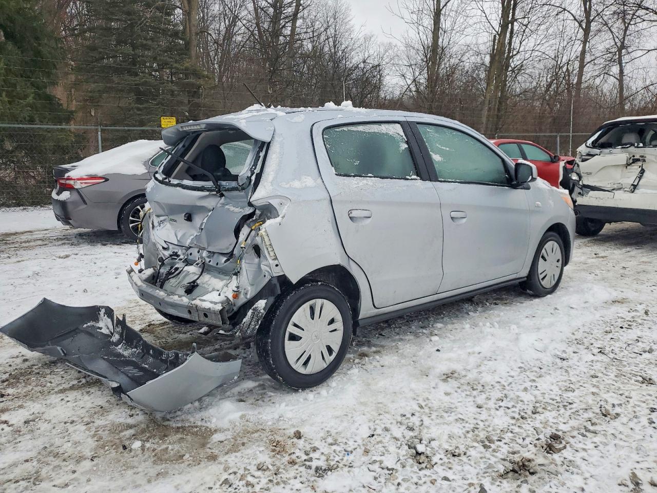 2022 MITSUBISHI MIRAGE ES photo 3