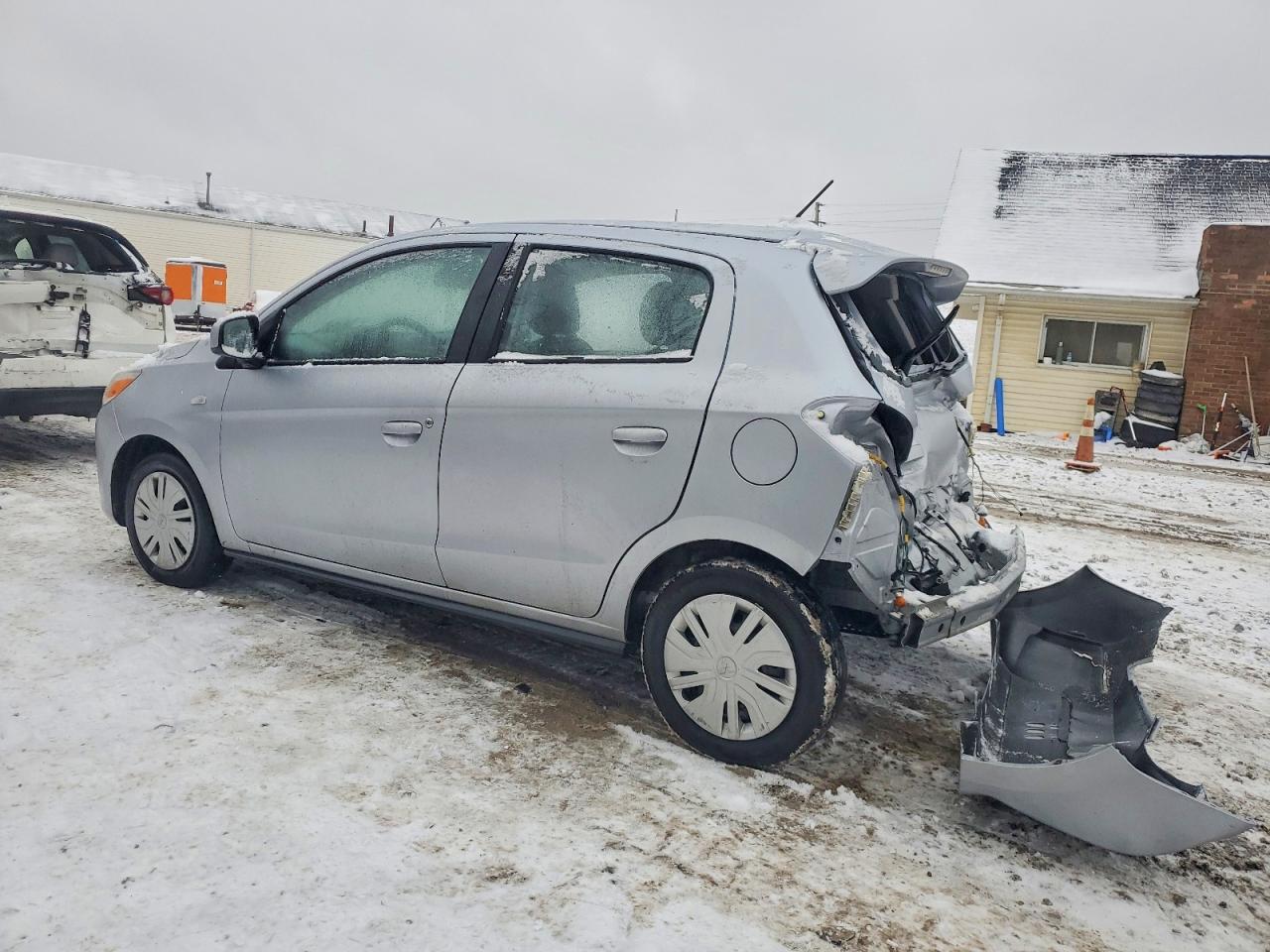 2022 MITSUBISHI MIRAGE ES photo 2