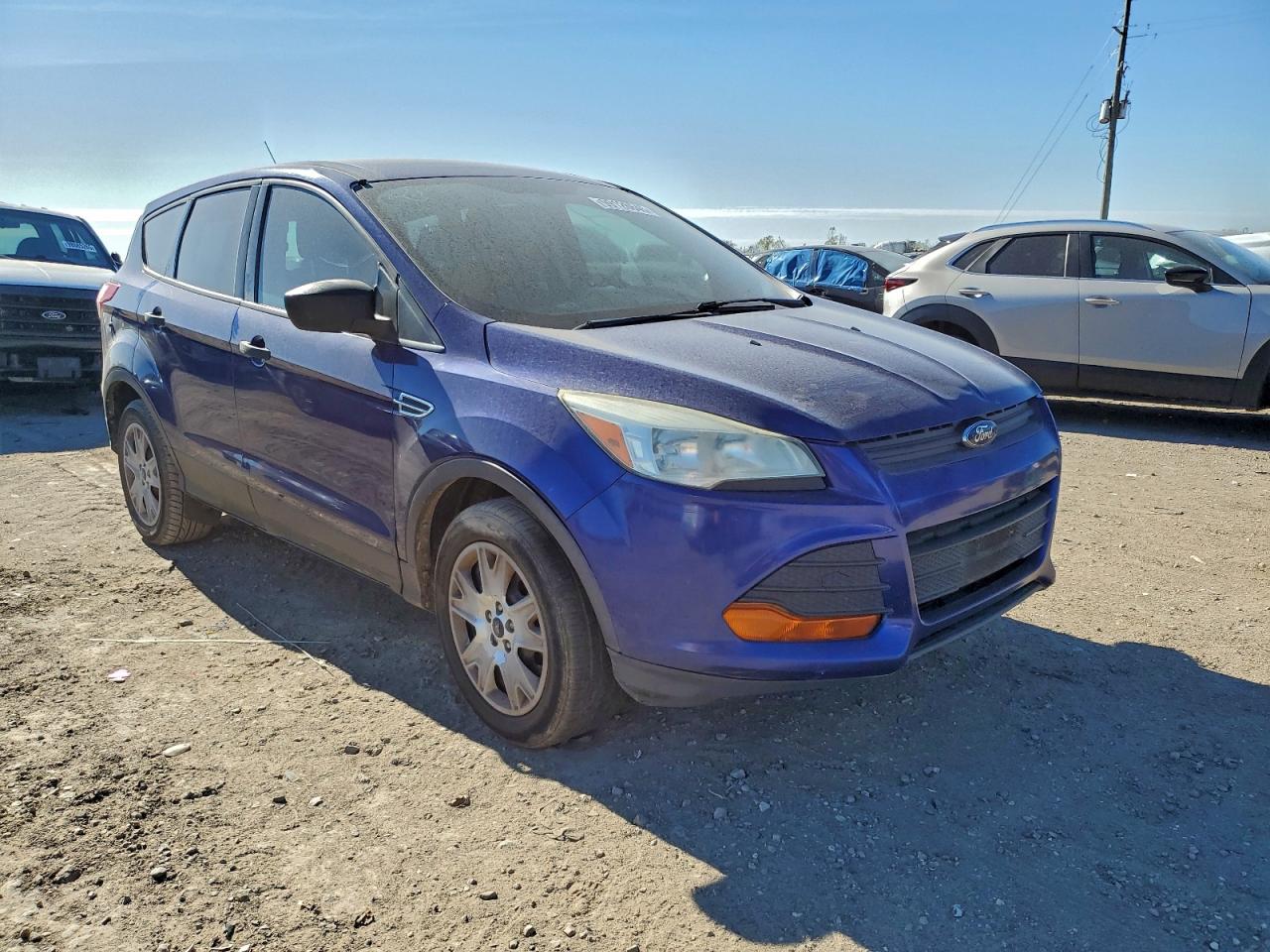 2013 FORD ESCAPE S photo 4