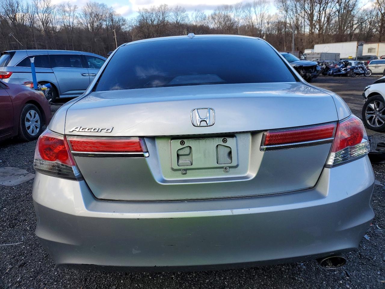 2011 HONDA ACCORD EXL photo 6