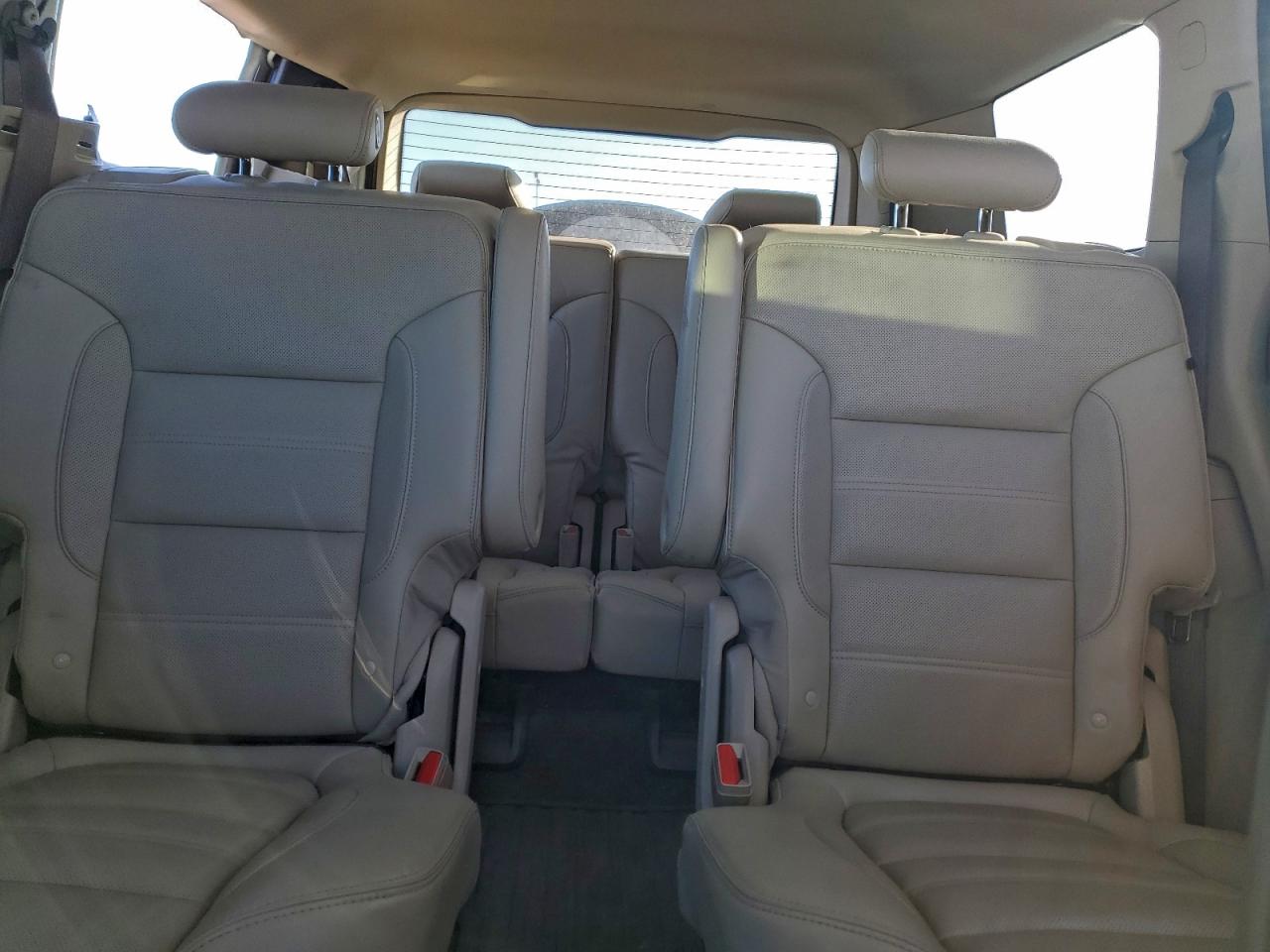 2019 GMC ACADIA DENALI photo 19