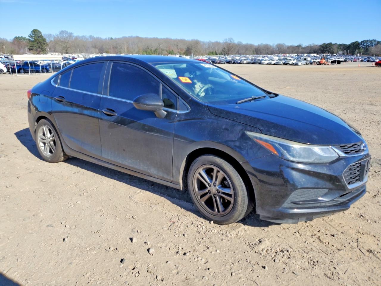 2017 CHEVROLET CRUZE LT photo 4