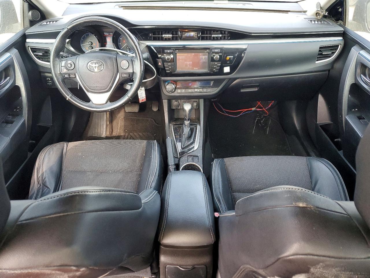 2014 TOYOTA COROLLA L photo 8