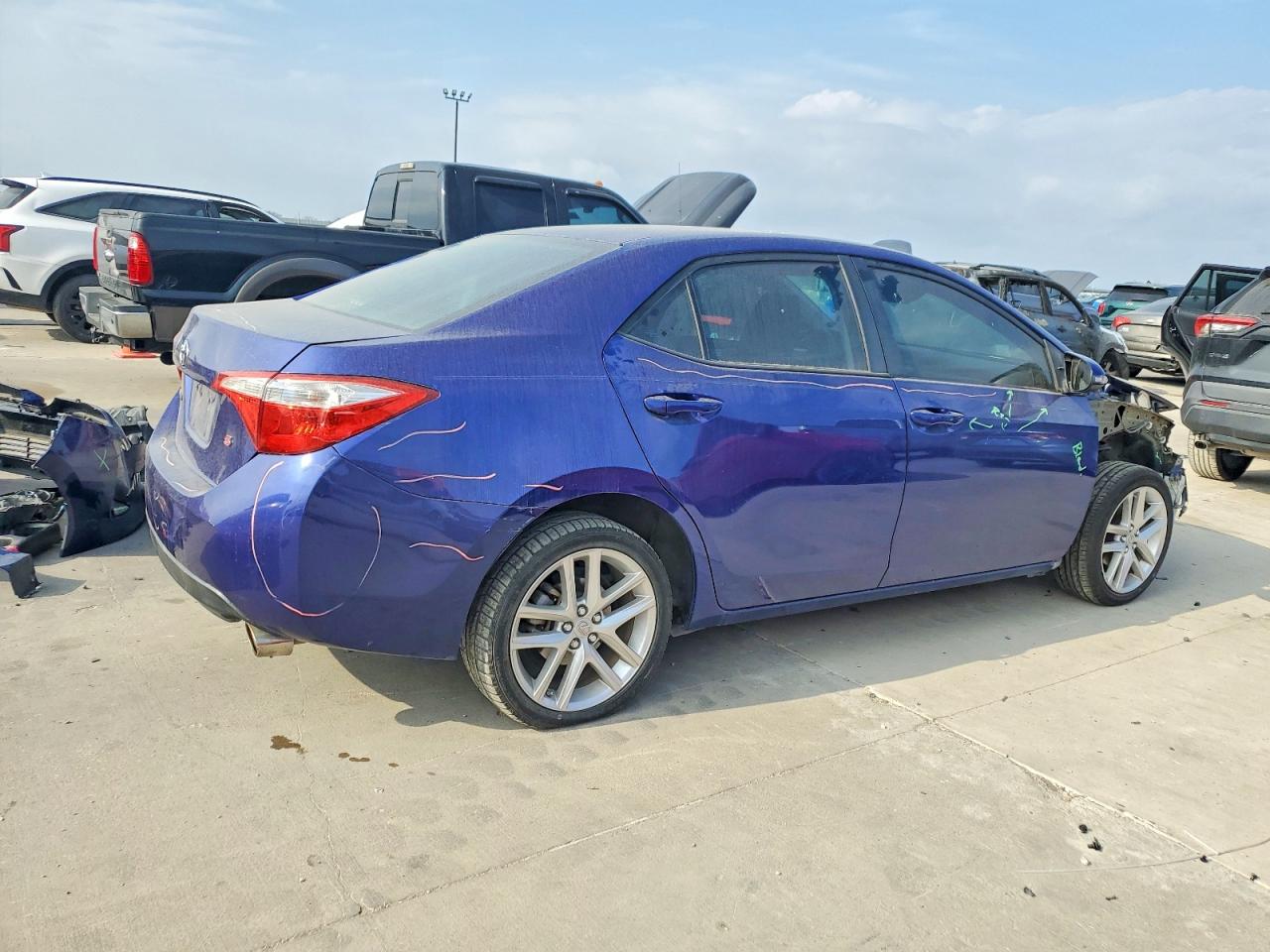 2014 TOYOTA COROLLA L photo 3