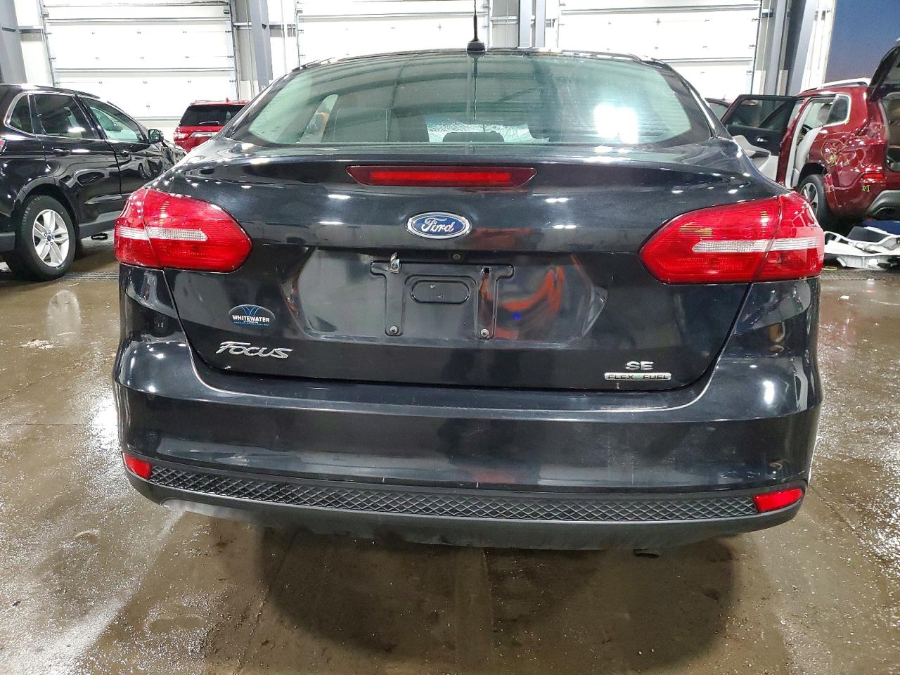 2015 FORD FOCUS SE photo 6