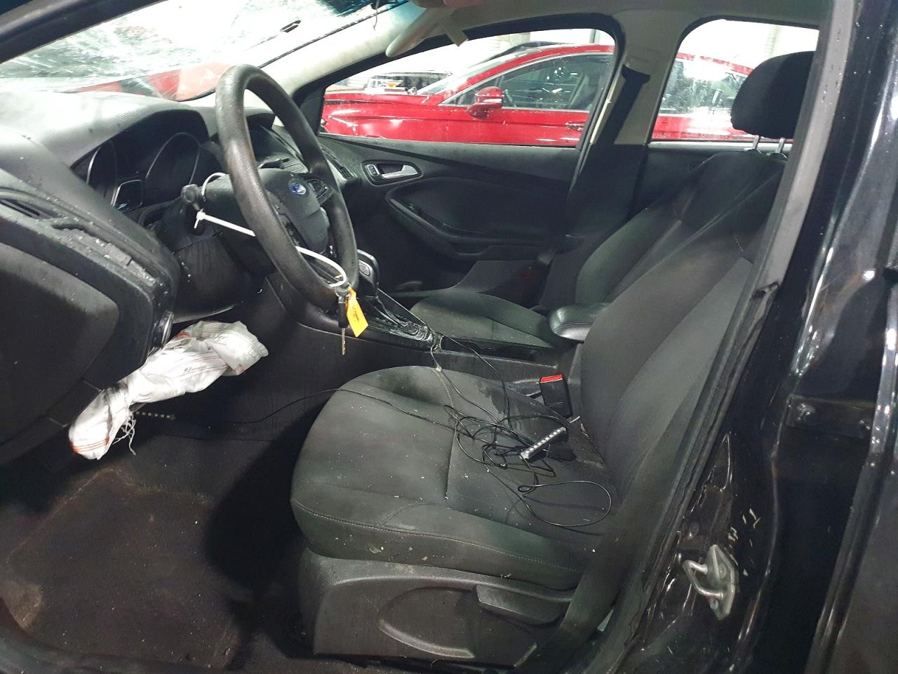 2015 FORD FOCUS SE photo 7