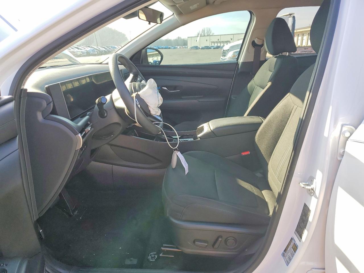 2025 HYUNDAI TUCSON photo 7