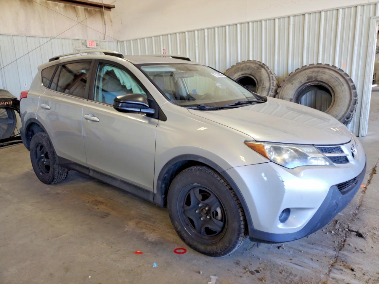 2014 TOYOTA RAV4 LE photo 4
