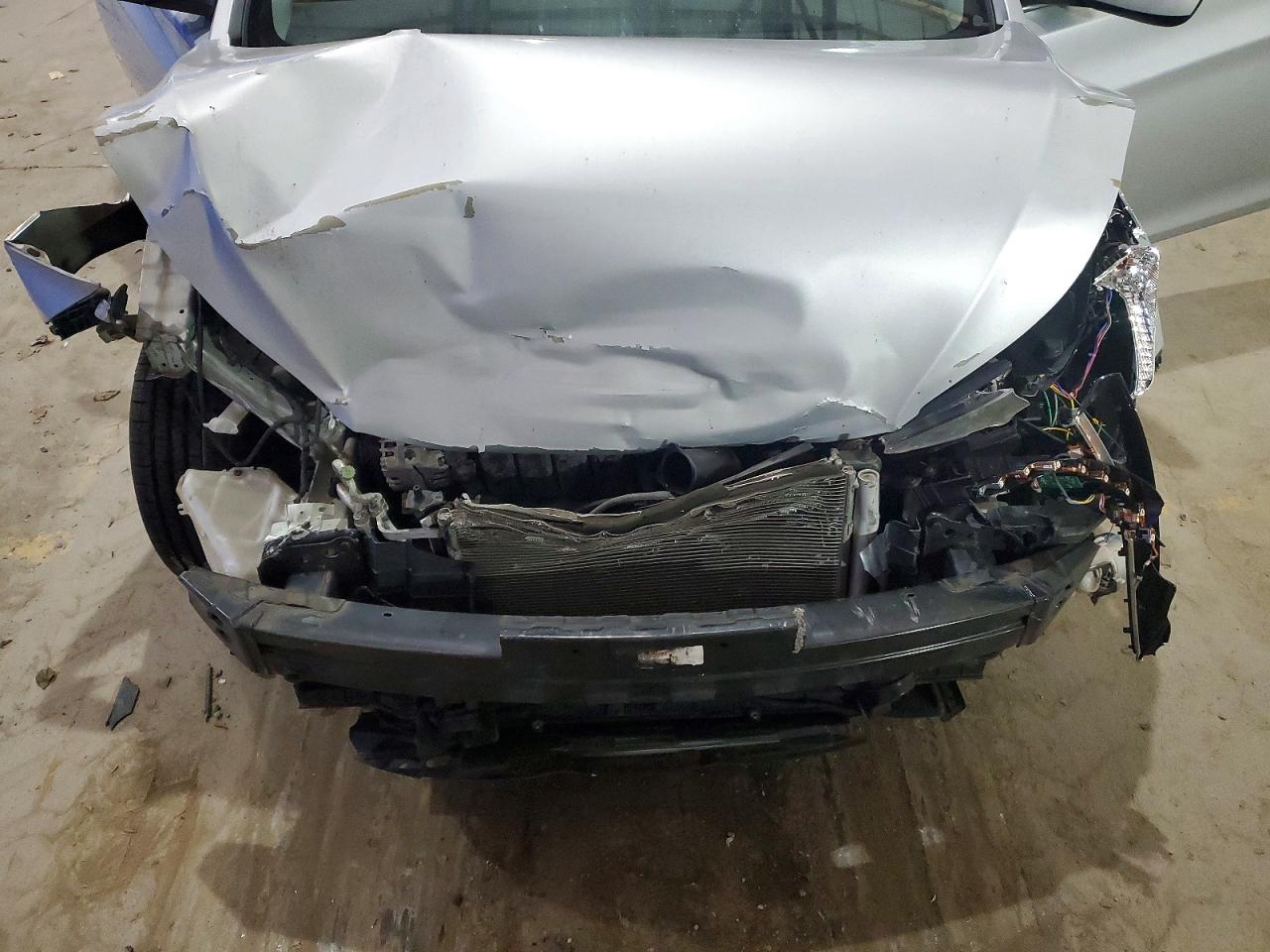 2015 HYUNDAI ELANTRA SE photo 11