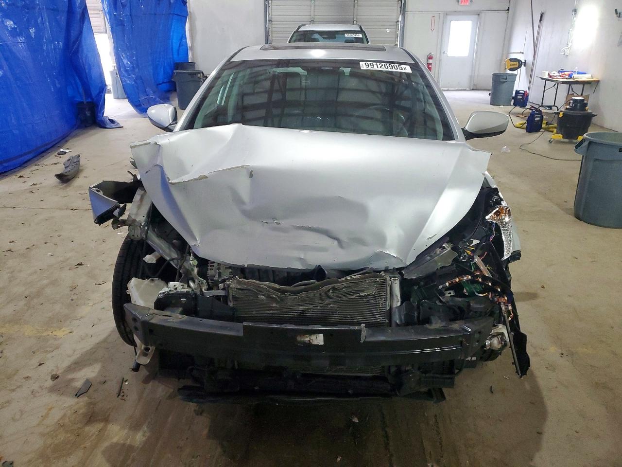 2015 HYUNDAI ELANTRA SE photo 5