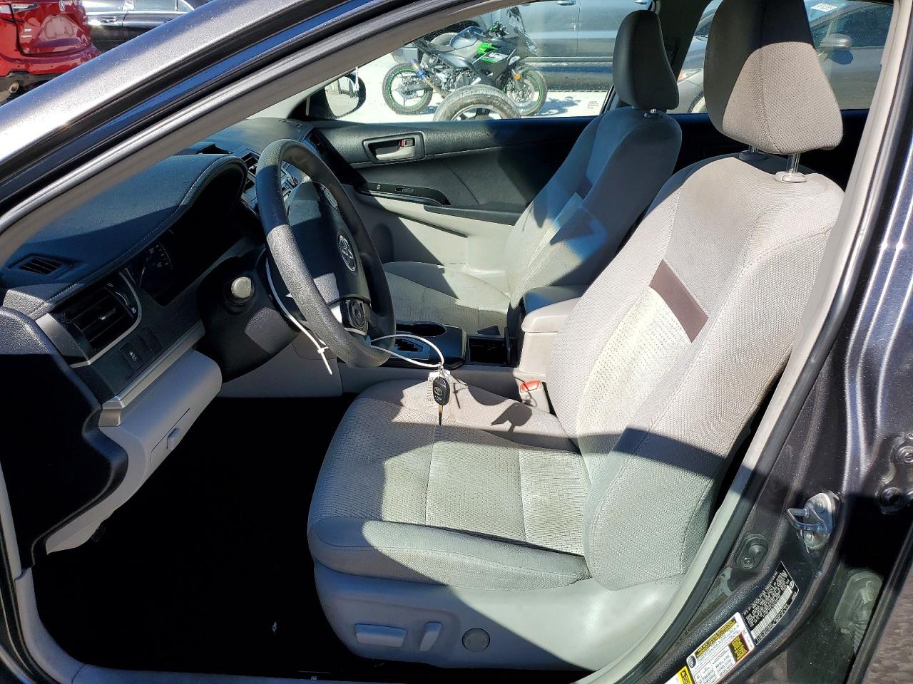 2012 TOYOTA CAMRY BASE photo 13