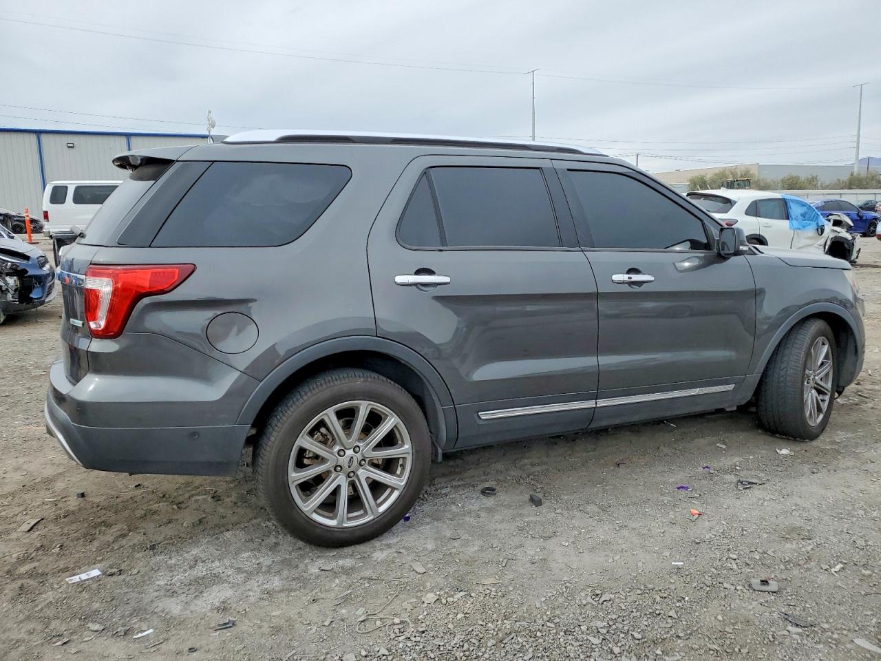 2017 FORD EXPLORER LIMITED photo 5