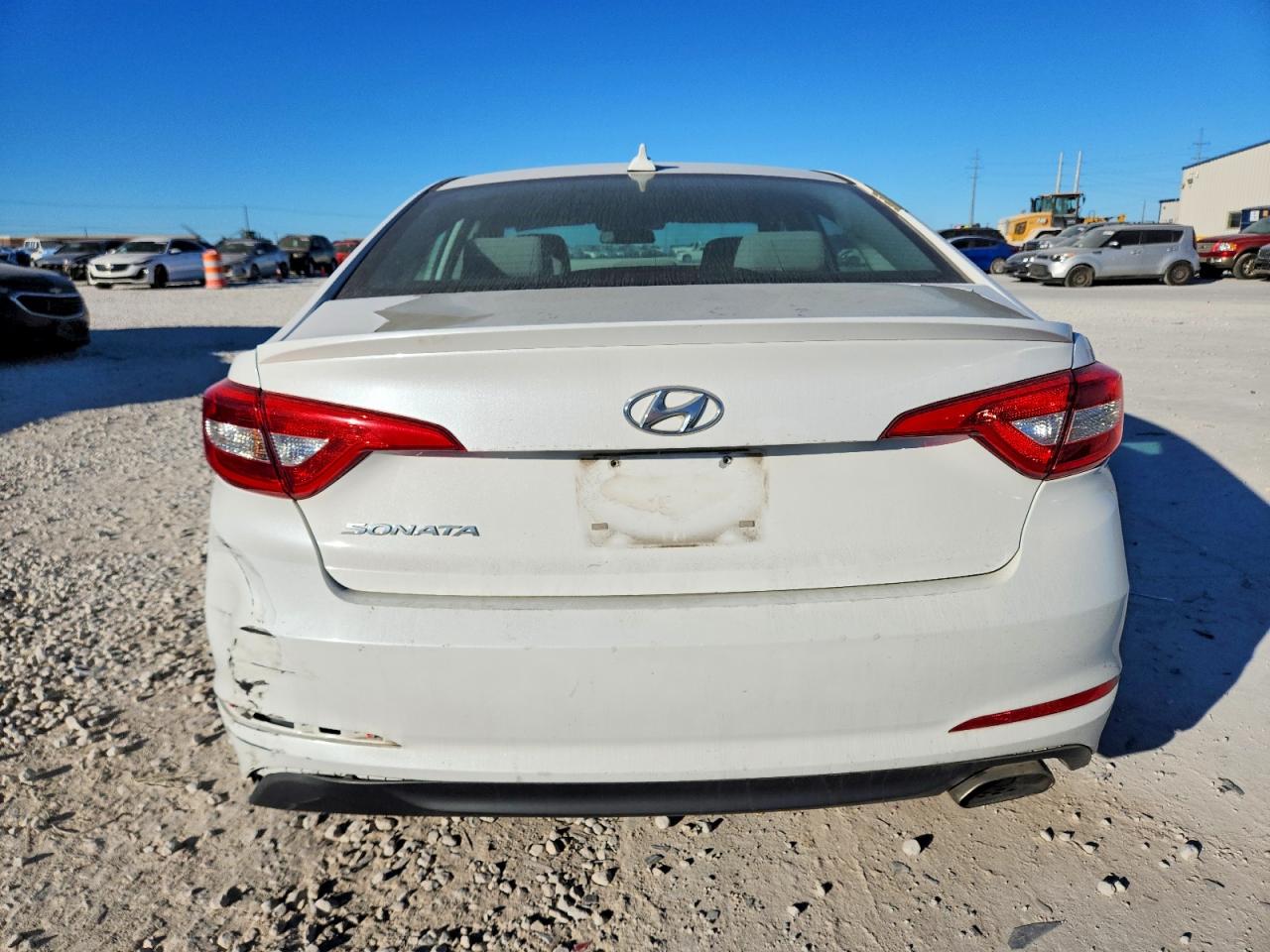 2017 HYUNDAI SONATA SE photo 6