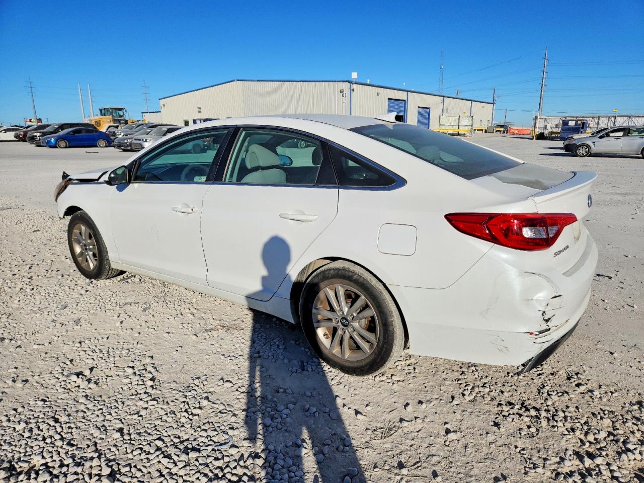 2017 HYUNDAI SONATA SE photo 2