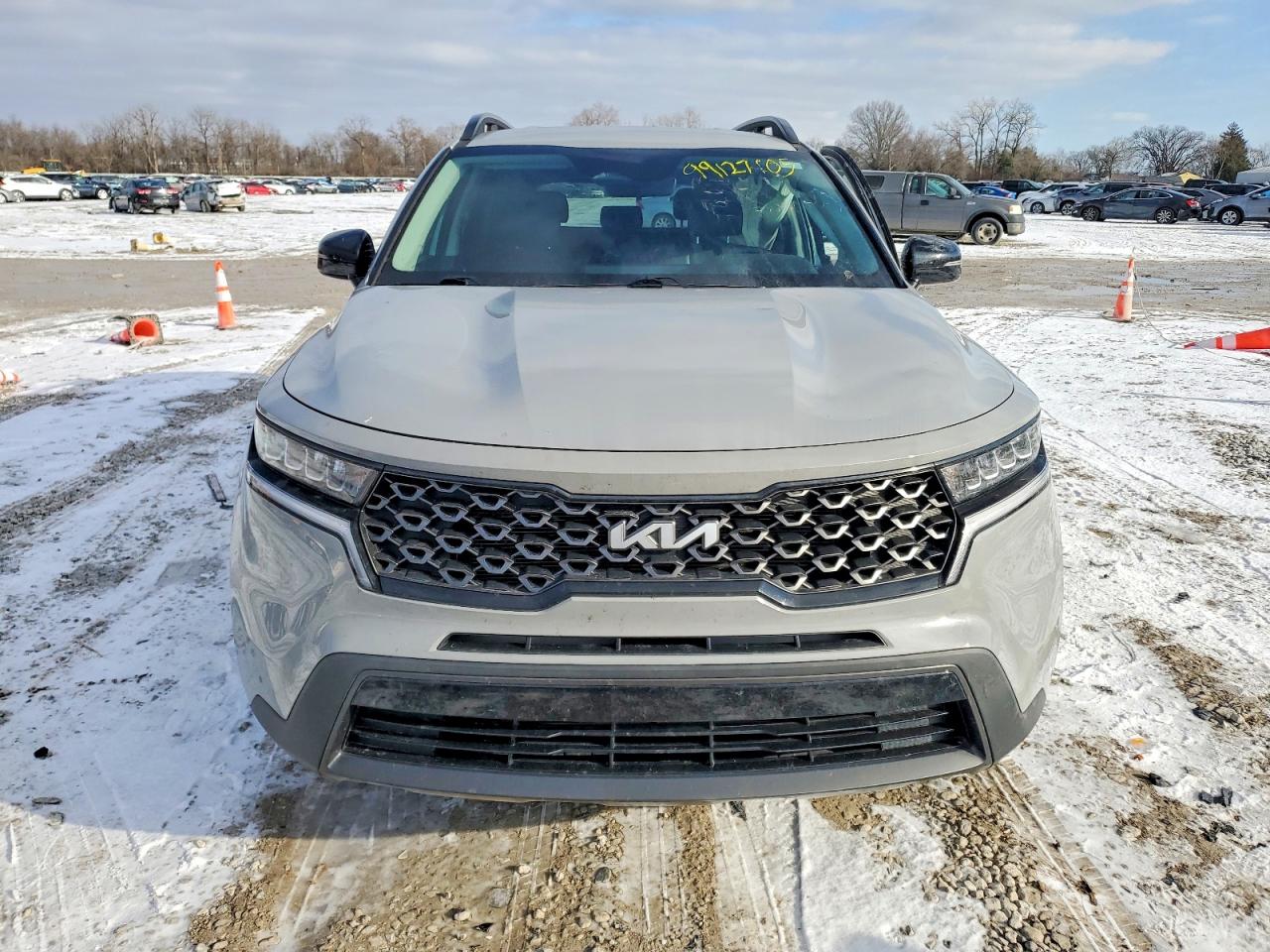 2022 KIA SORENTO photo 9