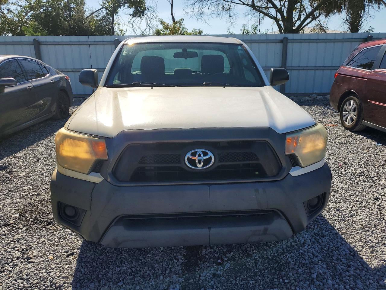 2013 TOYOTA TACOMA photo 5