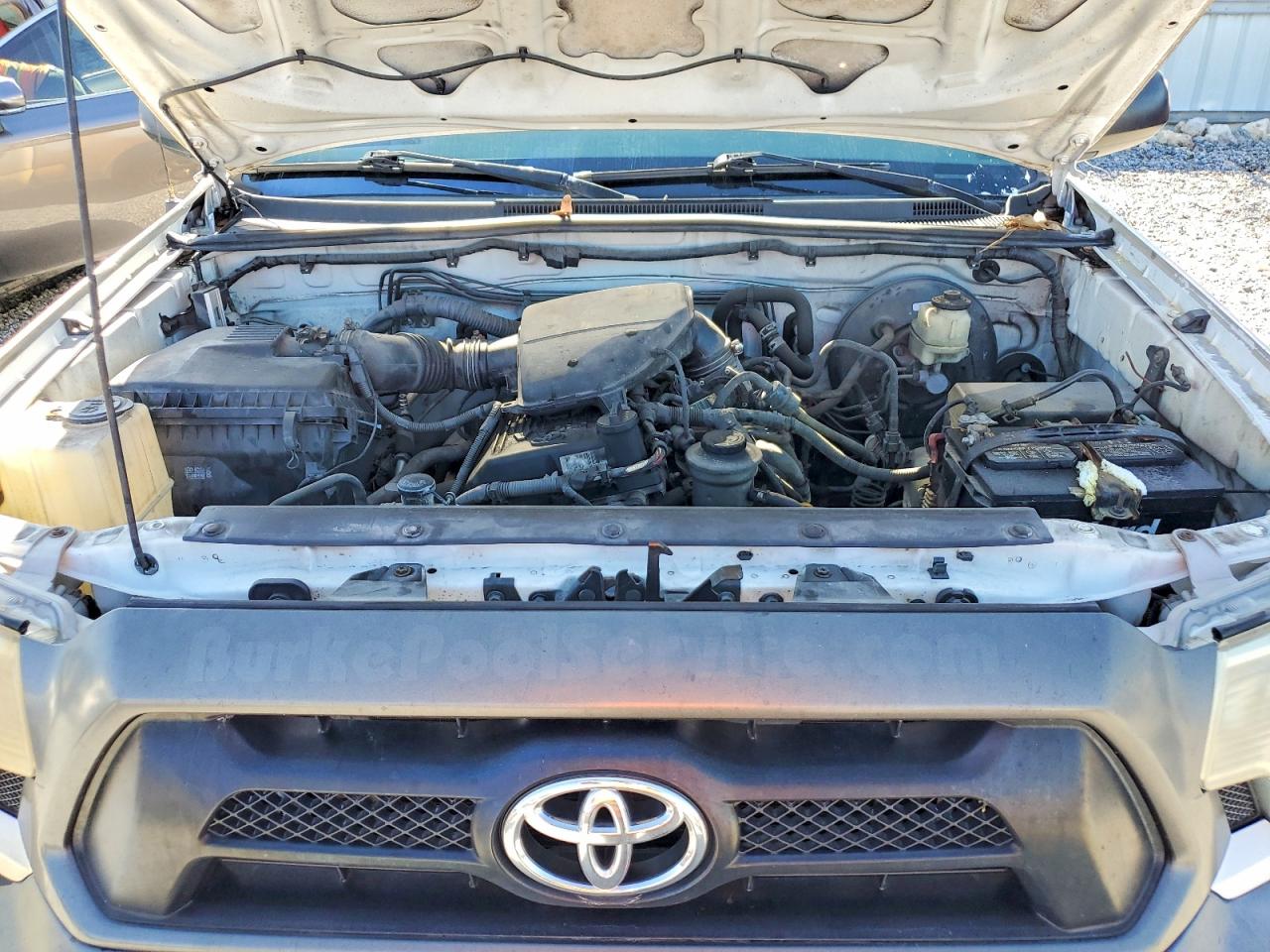 2013 TOYOTA TACOMA photo 11