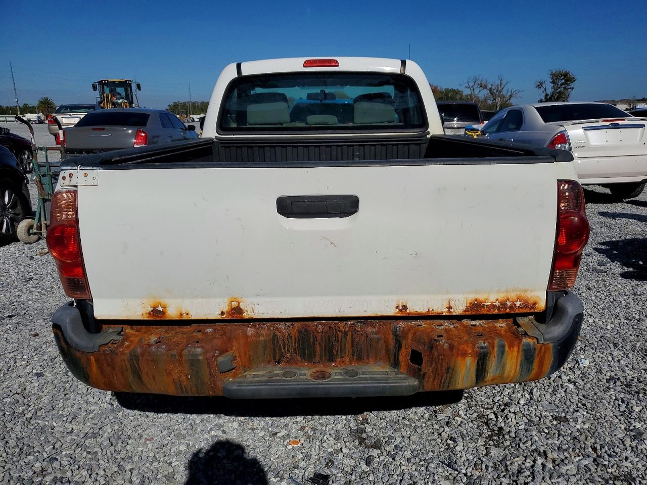 2013 TOYOTA TACOMA photo 6
