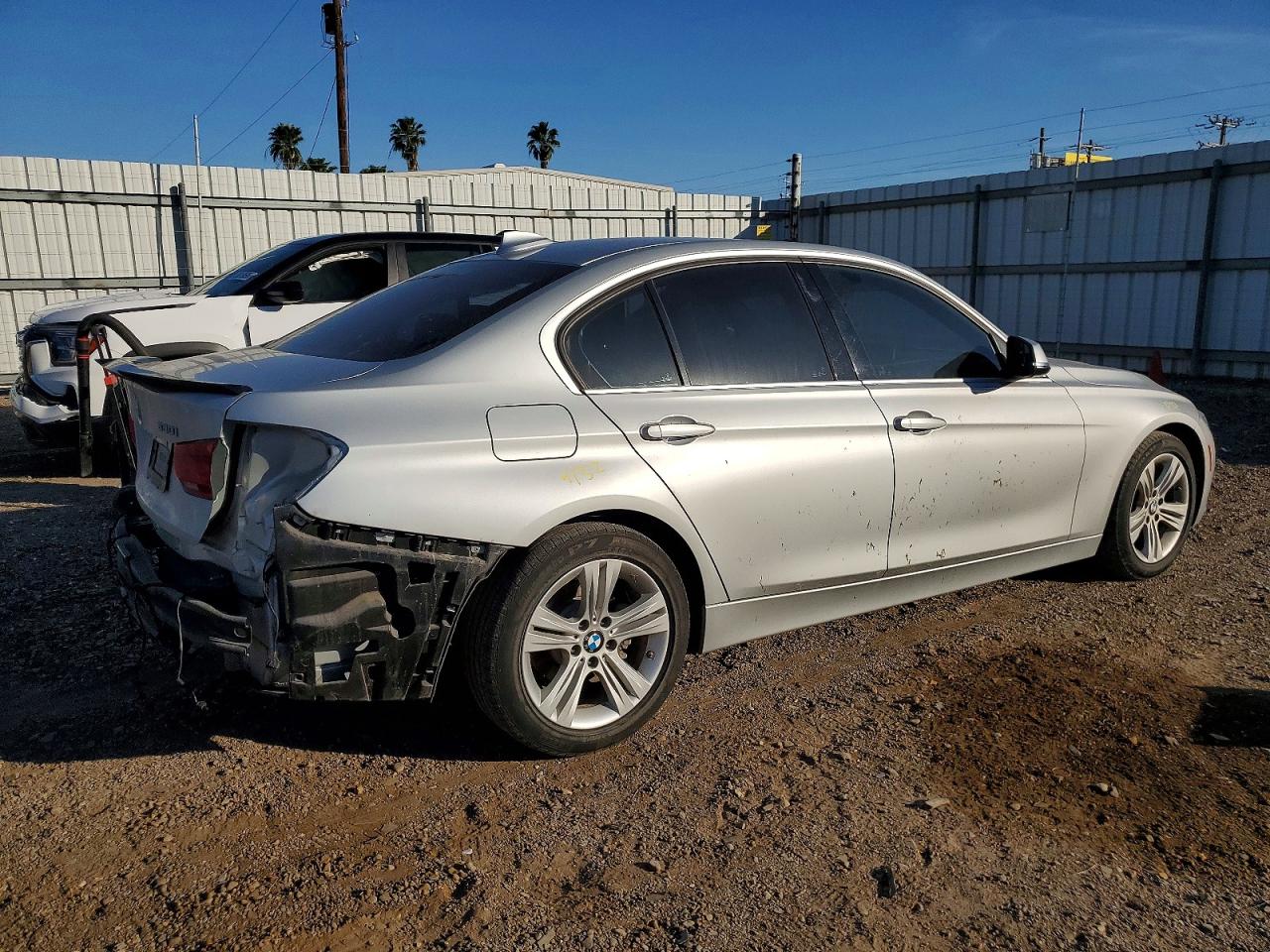 2017 BMW 330 I photo 5
