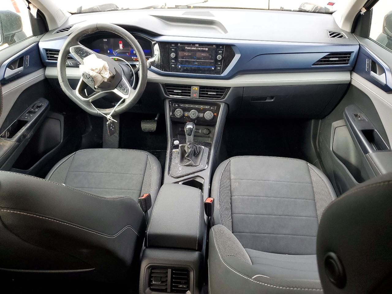2024 VOLKSWAGEN TAOS SE photo 8