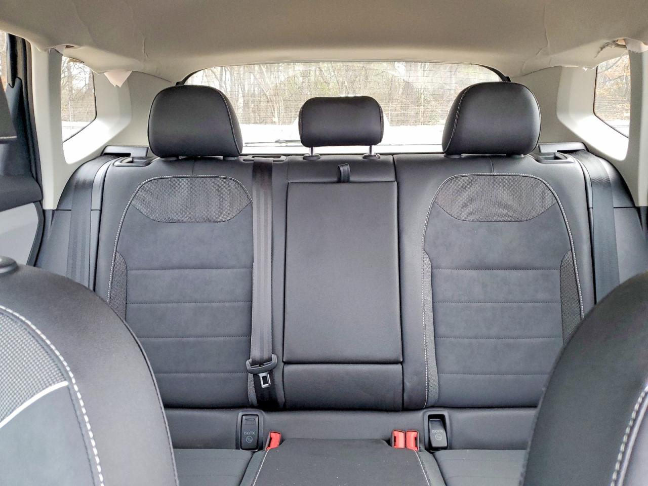 2024 VOLKSWAGEN TAOS SE photo 10
