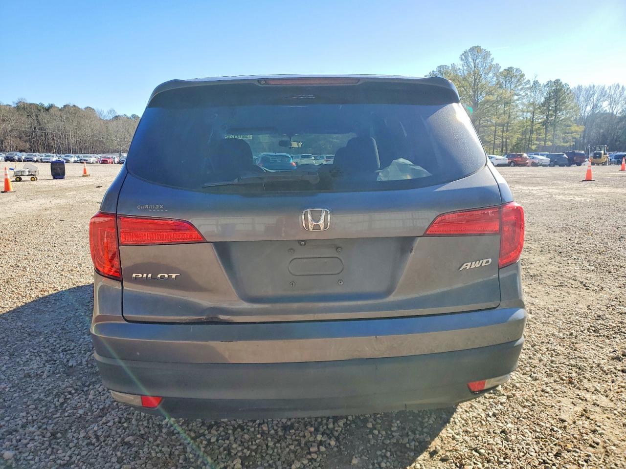 2016 HONDA PILOT LX photo 6