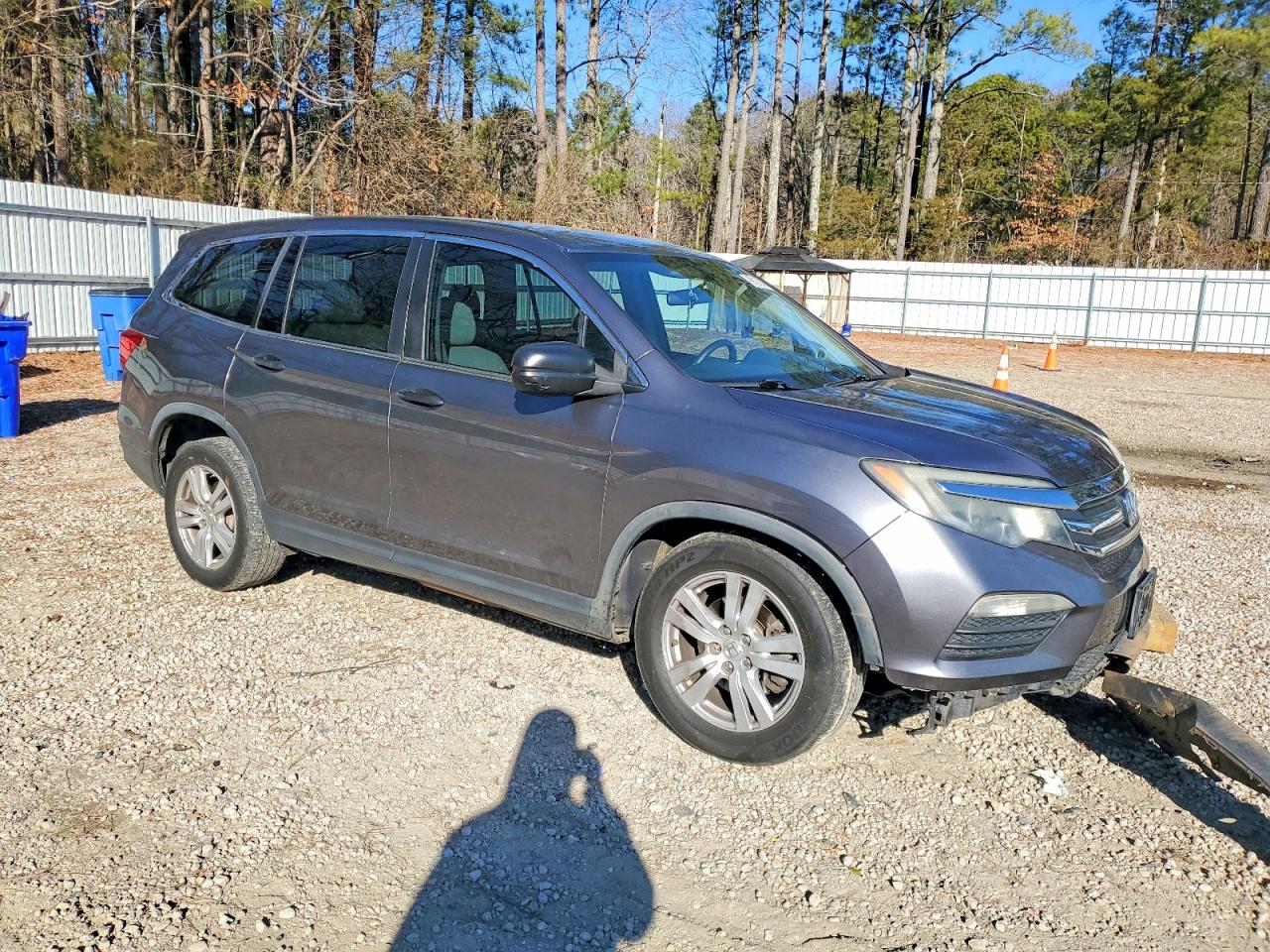 2016 HONDA PILOT LX photo 4