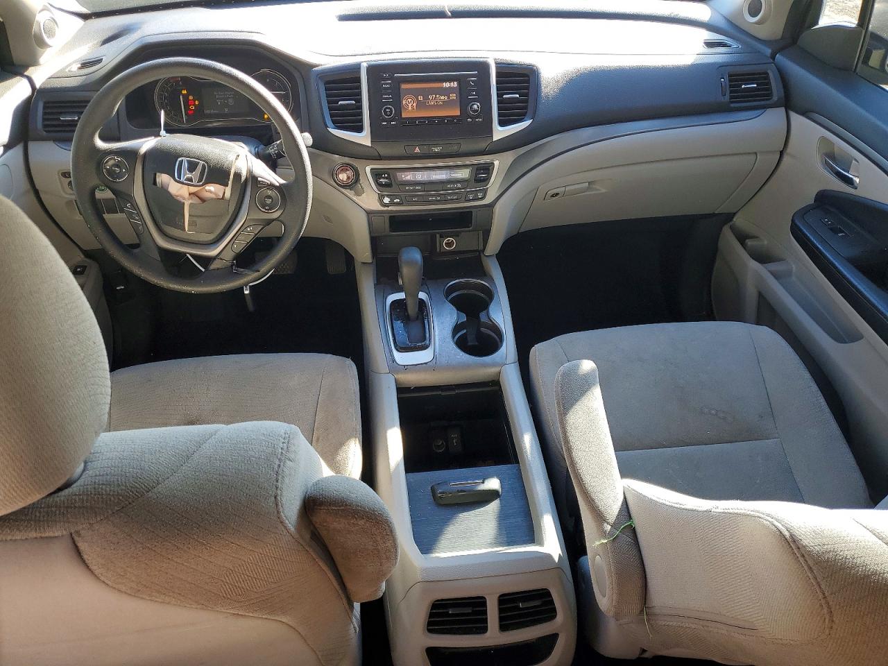 2016 HONDA PILOT LX photo 8