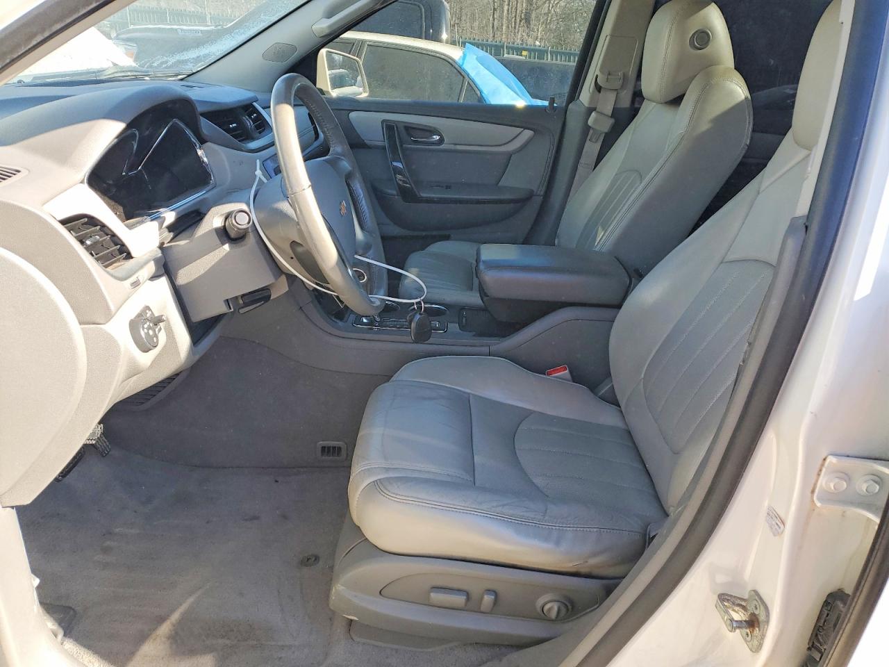 2014 CHEVROLET TRAVERSE LTZ photo 7