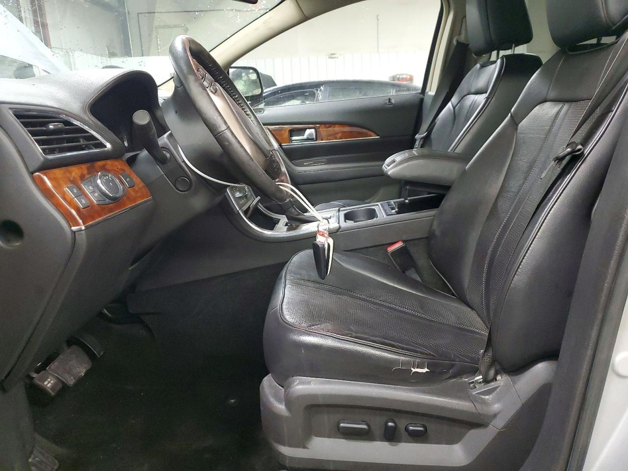 2011 LINCOLN MKX photo 7