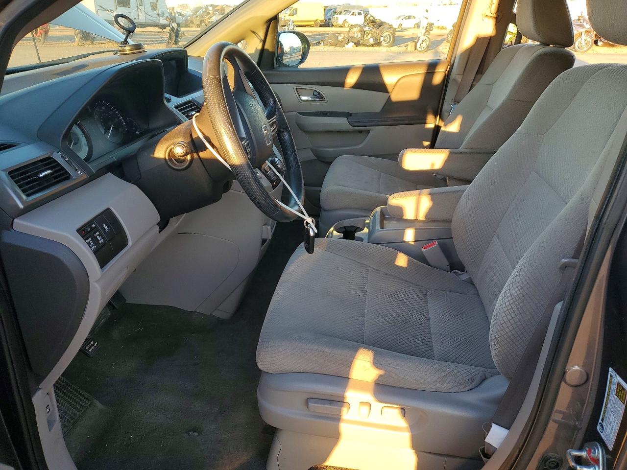 2016 HONDA ODYSSEY EX photo 7