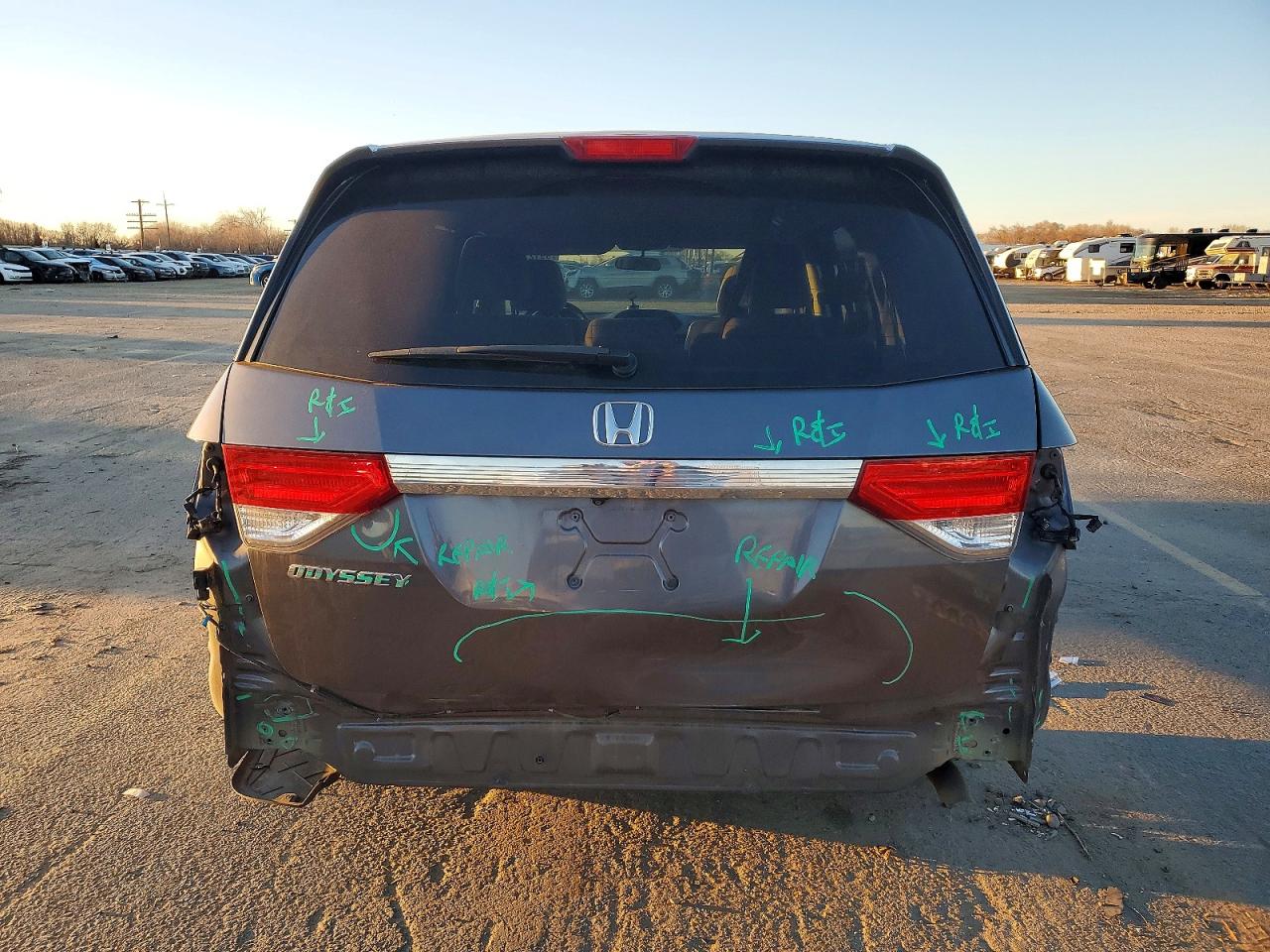 2016 HONDA ODYSSEY EX photo 6