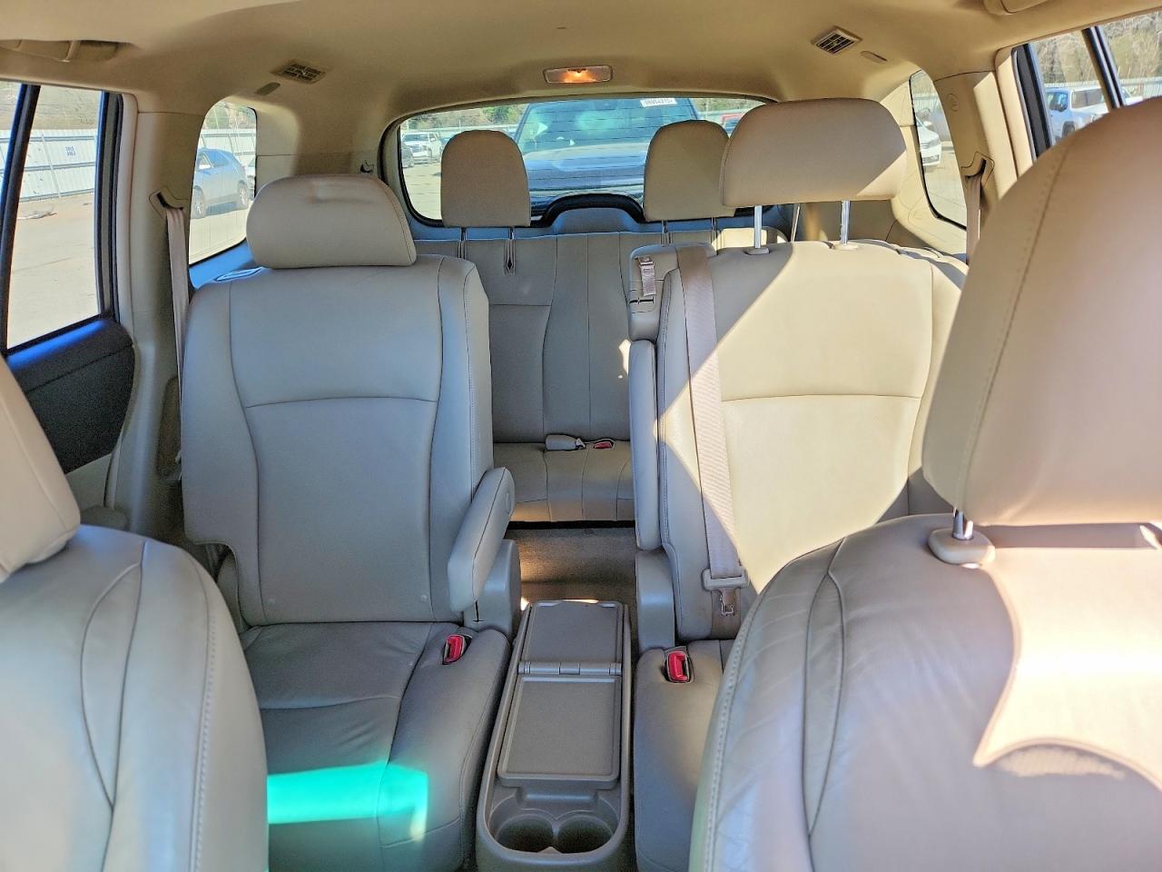 2009 TOYOTA HIGHLANDER LIMITED photo 10
